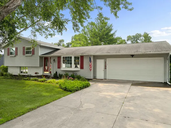 1138 Anchor Dr, Green Bay, WI 54313
