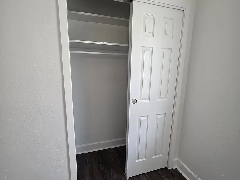 517 Gassen St #1 — Photo 10