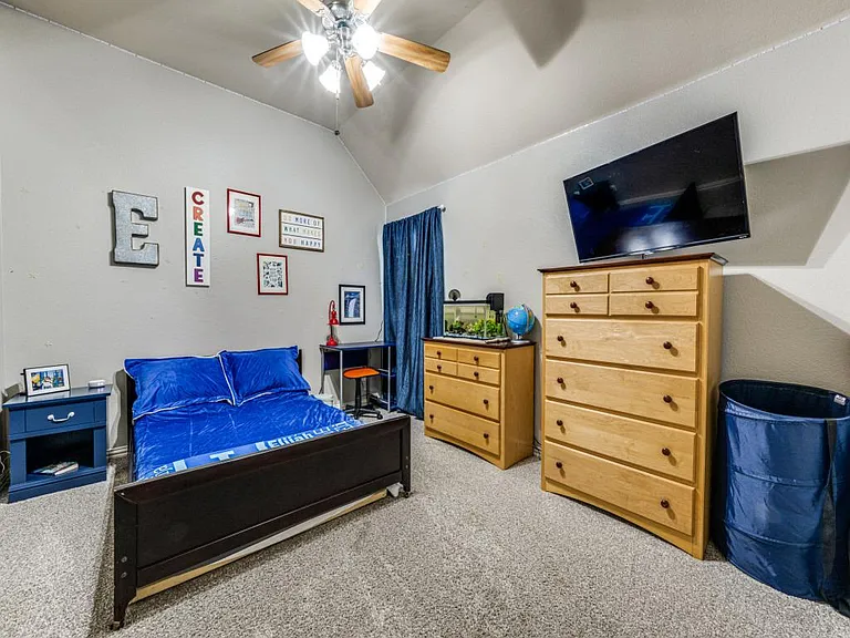 360 Falstaff Dr — Photo 15