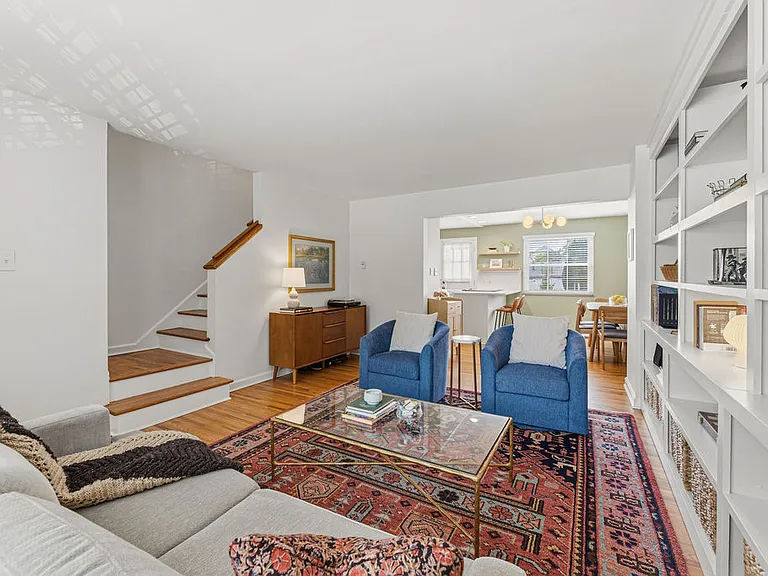 1789 Kings Ct #B — Photo 5