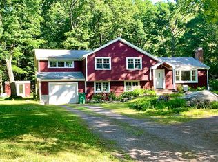 477 Oak St, Westwood, MA 02090