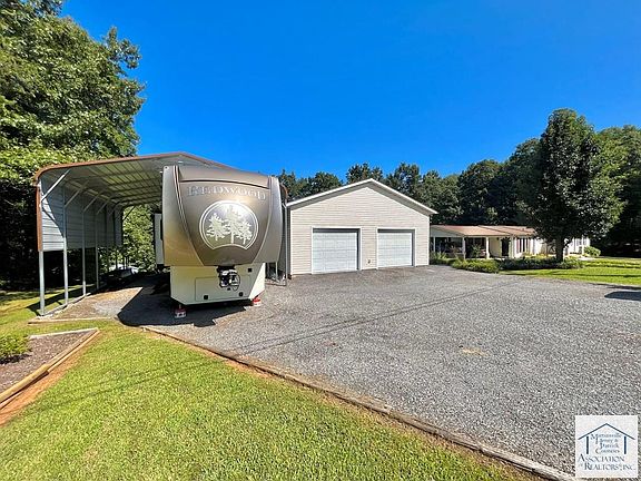 4th image of 368 Meadow Green Dr
