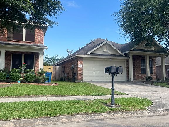 3rd image of 1815 Hidden Terrace Dr