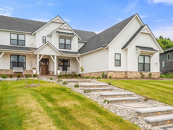 3rd image of 4226 Chickadee Ct