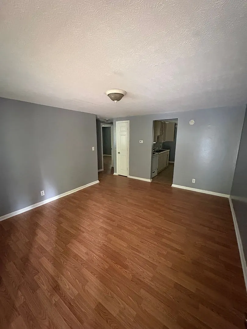 Apartment in Carrollton City Limits! — Photo 2