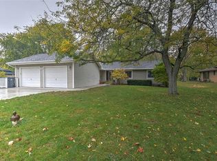 5323 N Macarthur Rd, Forsyth, IL 62535