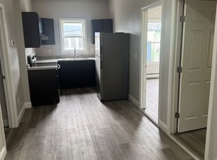 114 Hampshire St #4, Auburn, ME 04210