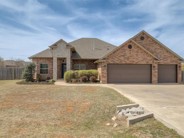 16001 Montague Dr, Edmond, OK 73013