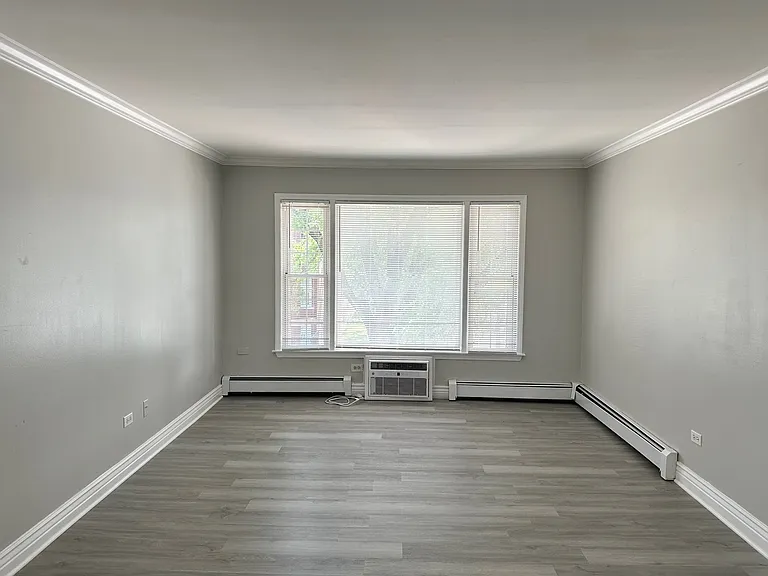 3400 Maple Ave #17 — Photo 4