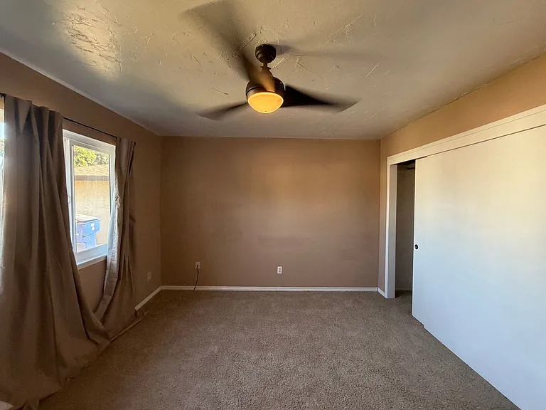 4309 Rosewall St — Photo 32