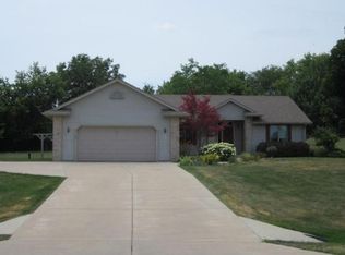 4962 Bayfield Dr, Waterford, WI 53185
