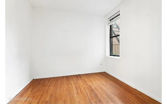 Sold by Douglas Elliman | media 16