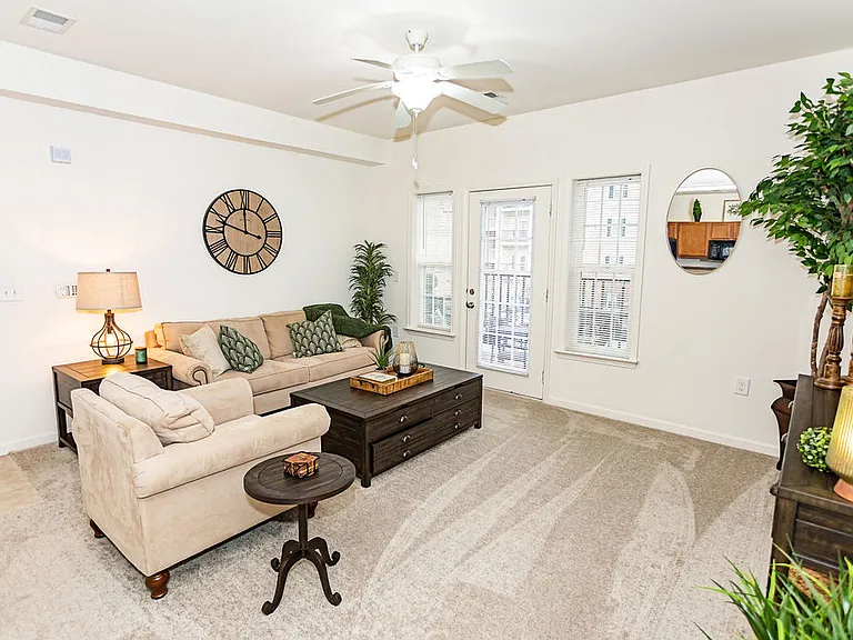 Stafford Place Apartments — Photo 27