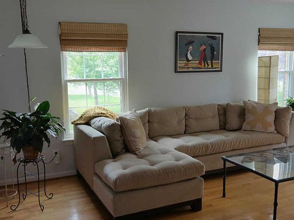 5th image of 828 Oyster Bay Hbr