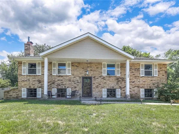 1123 W Wabash Ter, Olathe, KS 66061