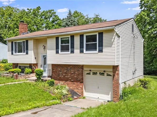 3067 Bronco Dr, Clinton, OH 44216