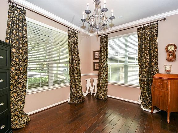 4th image of 13003 Oakwood Manor Dr