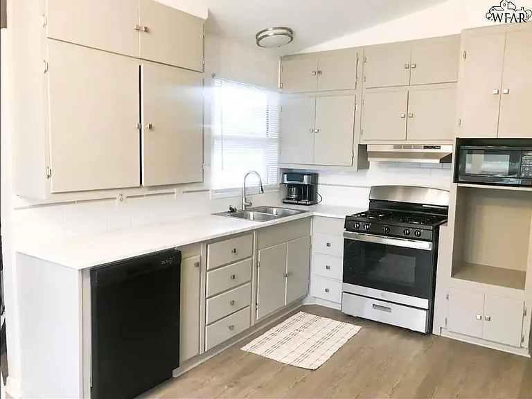 4112 Thomas Ave — Photo 6