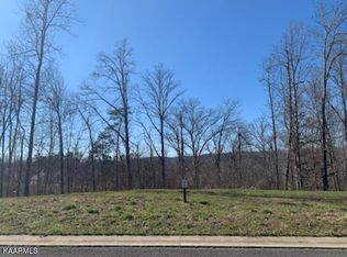 128 Black Oak Dr, Oak Ridge, TN 37830