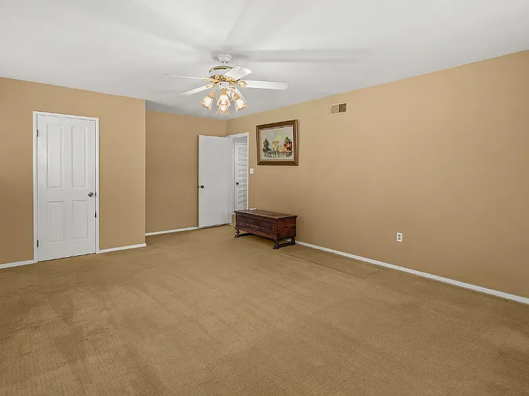 6401 La Jolla Scenic Dr S — Photo 1