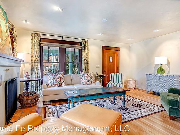 2nd image of 940 E Palace Ave
