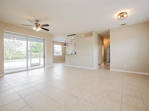 5th image of 4181 Mermell Cir