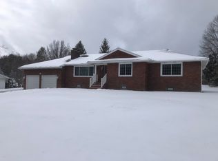 111 Guadalcanal Rd, New Castle, PA 16105