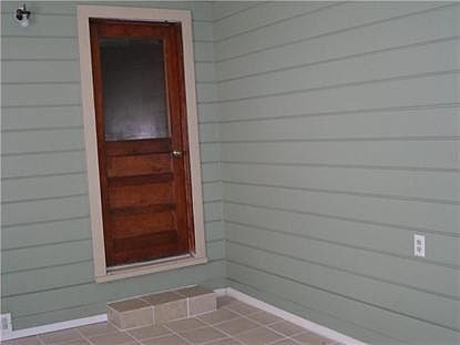 3rd image of 1608 W Olive St