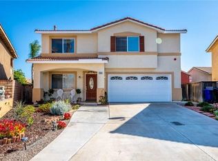 15862 Falcon Ct, Fontana, CA 92337