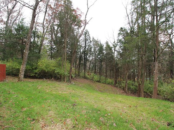 5th image of 7518 Briarwood Dr