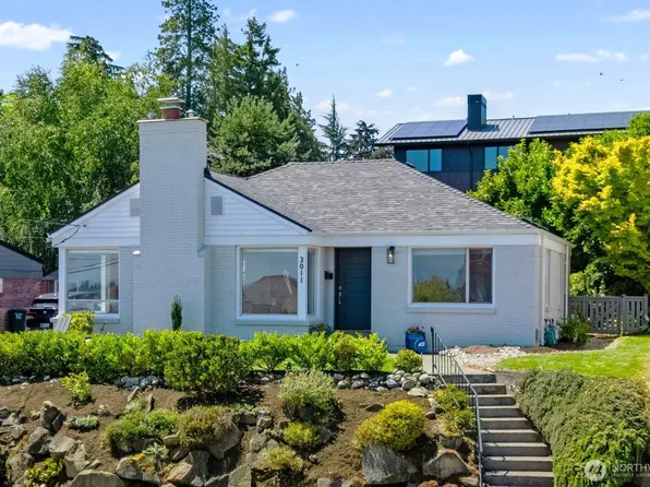 3011 38th Avenue W, Seattle, WA 98199