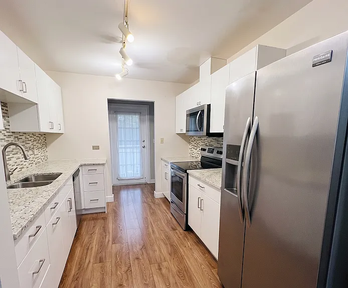 1765 Bowser Ave #7 — Photo 4