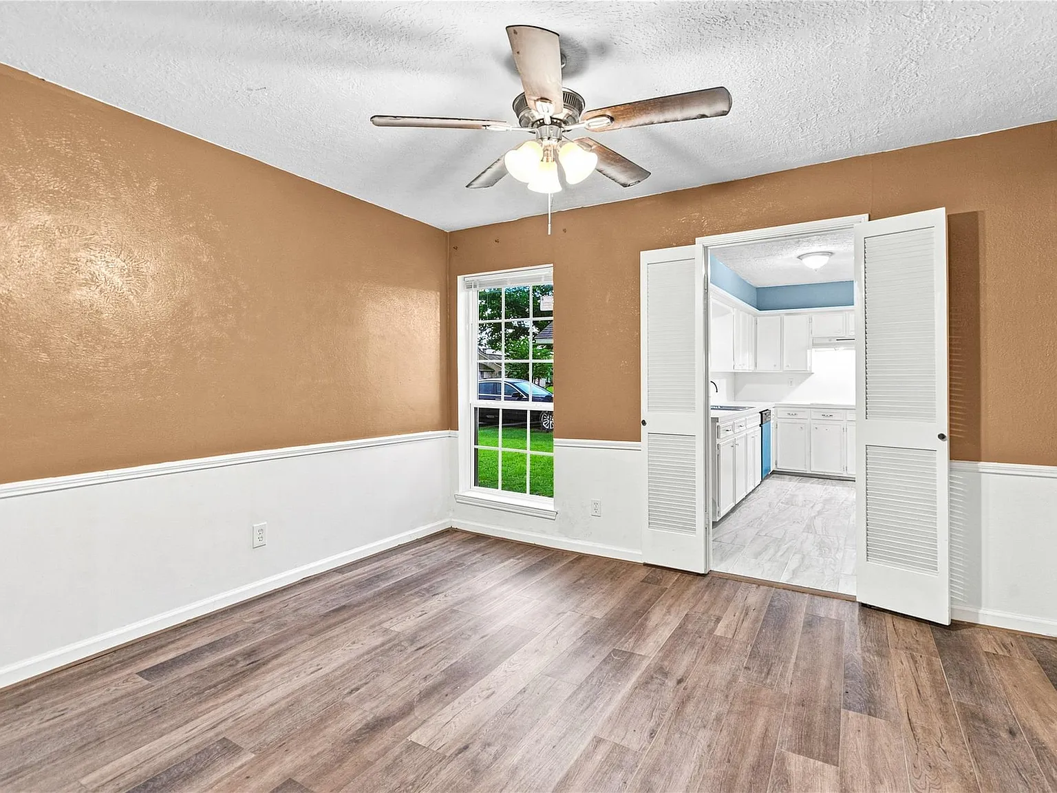 3 bed, 2.0 bath, 1865 sqft, $1,700 — Photo 4