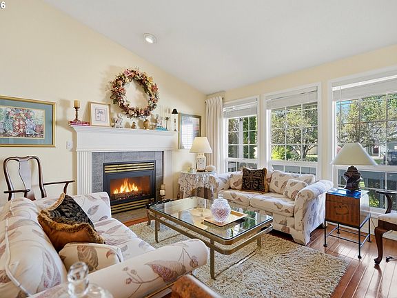 5th image of 17407 SE 25th Way