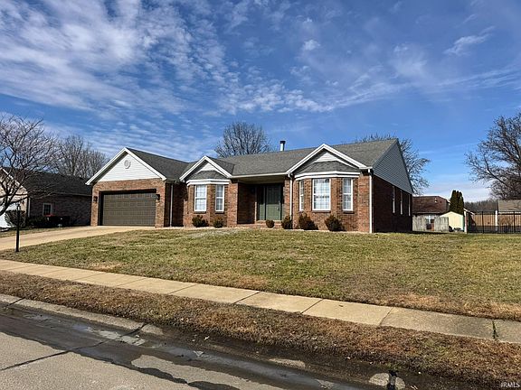 2nd image of 3726 Hartford Pl