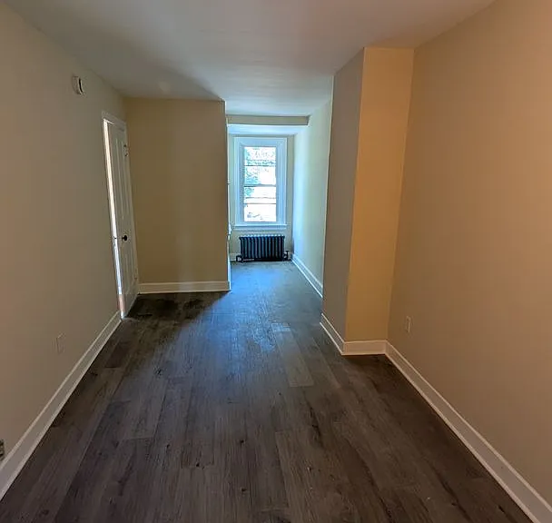 441 Linden St — Photo 10