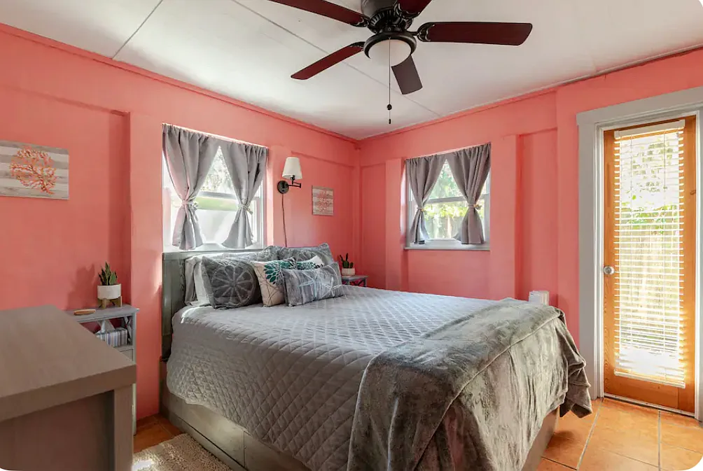2 bed, 656 sqft, $2,200 — Photo 2