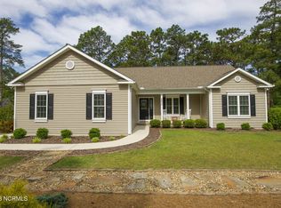 2675 Longleaf Dr SW, Pinehurst, NC 28374