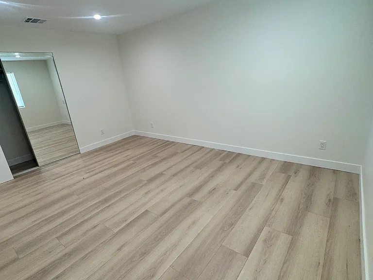 8811 Yates St — Photo 23
