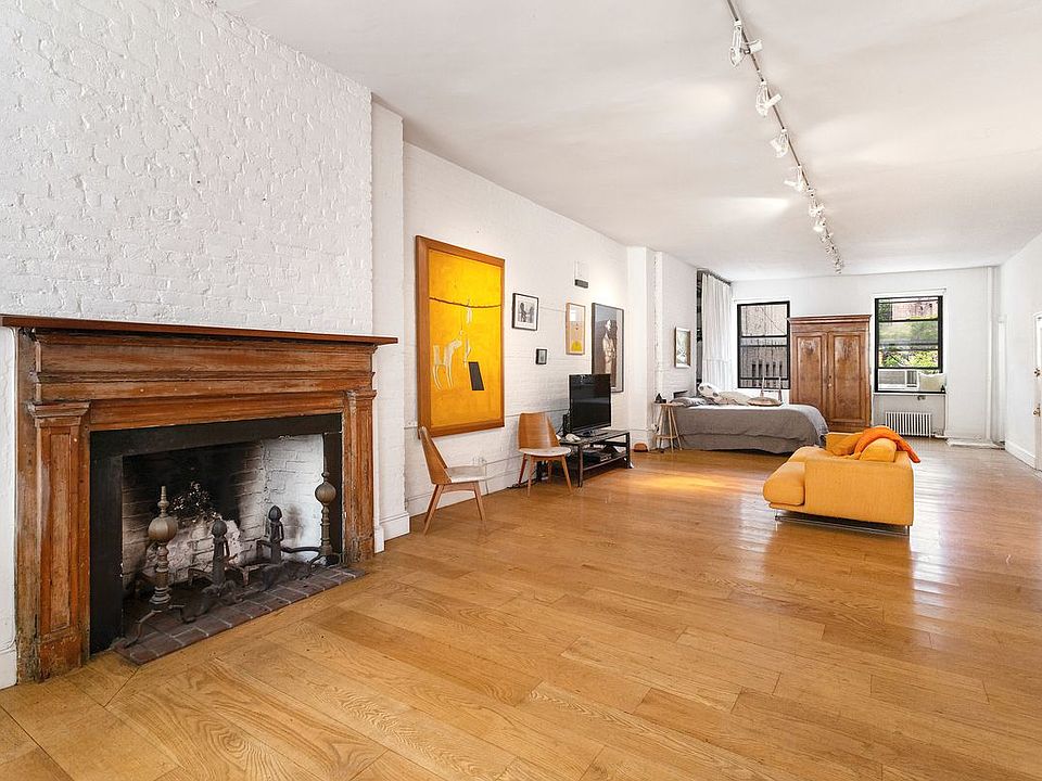 1st image of 73 8th Ave #2