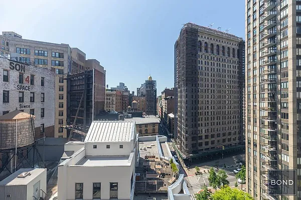 Rented by Bond New York | media 21