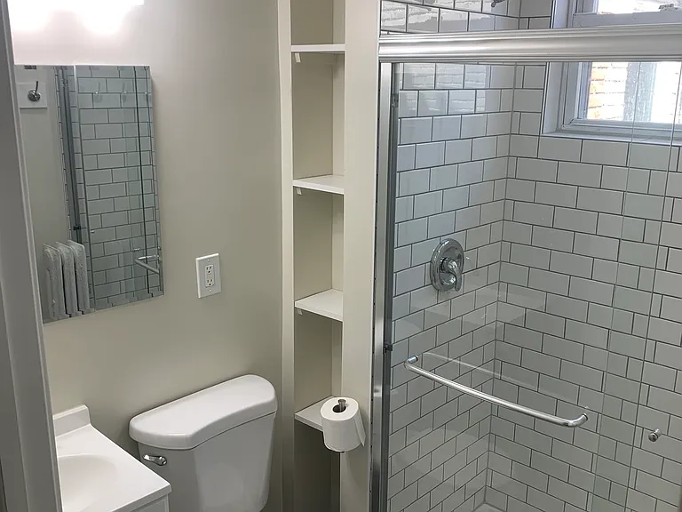 3033 Guilford Ave — Photo 32