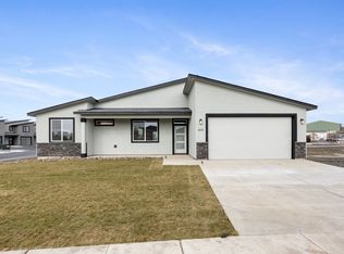 1330 Plan, Sagepoint, Moses Lake, WA 98837