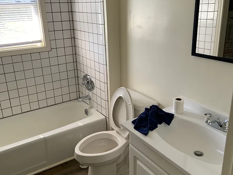 808 Hickory Hill Dr — Photo 5