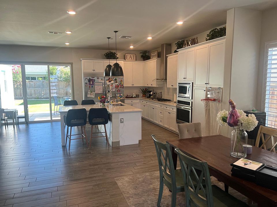 1st image of 9305 Majestic Falls Ln