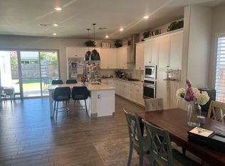 9305 Majestic Falls Ln, Shafter, CA 93263