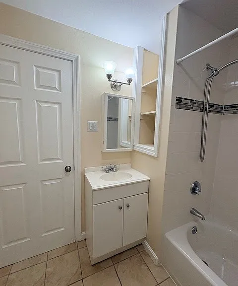 72 Liverpool St #2 — Photo 4