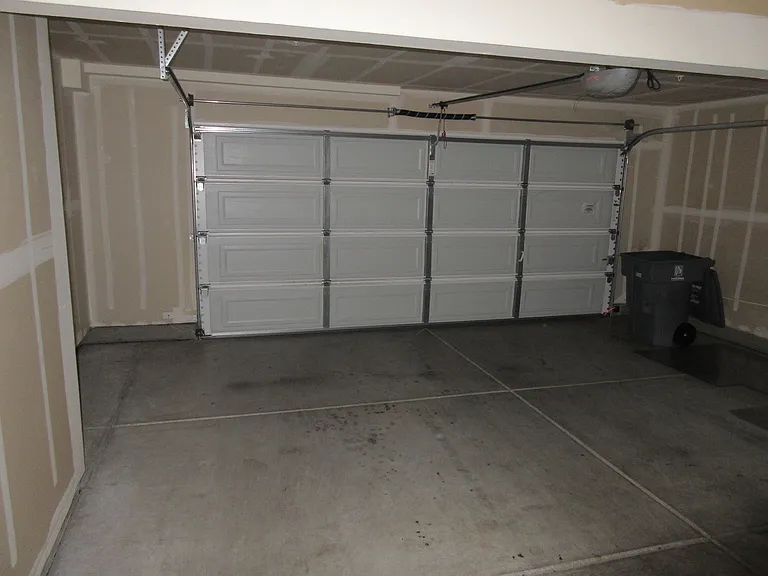 101 Cezanne Ln — Photo 16
