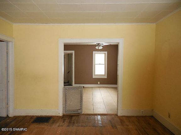 2nd image of 2116 Woodward Ave