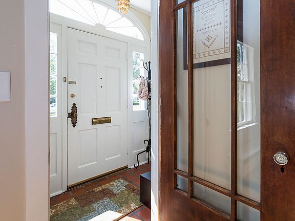 5th image of 2775 Fort Sheridan Ave